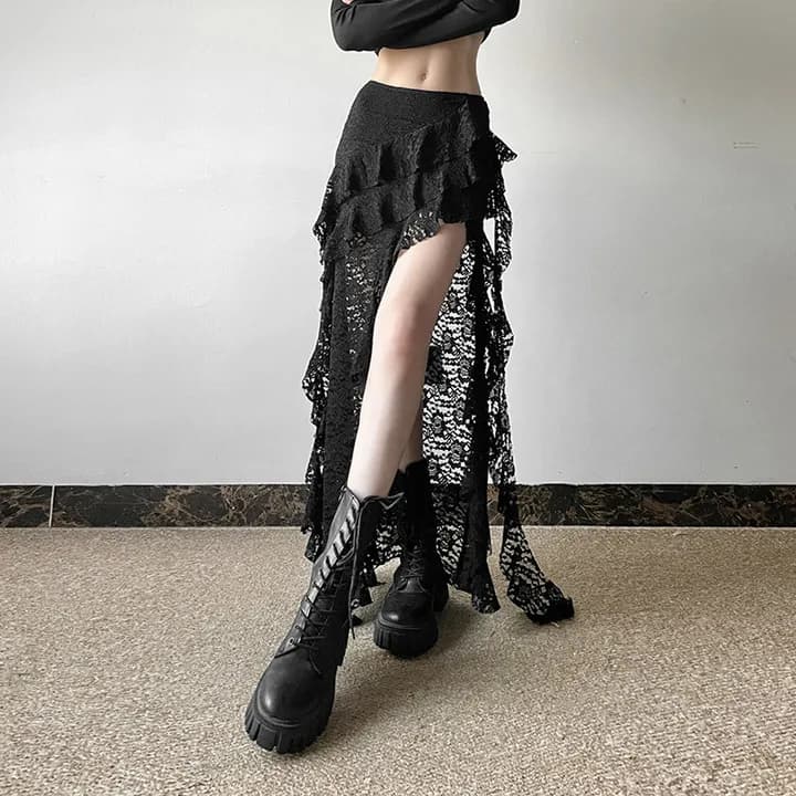 Wavy pleated skirt
